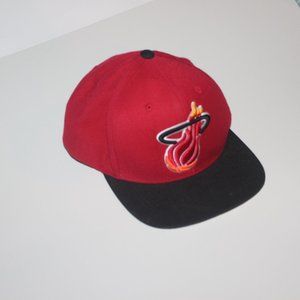 Miami Heat Mitchell &Ness 2-Tone Classic Snap back